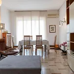 Gerry's House דירה *
